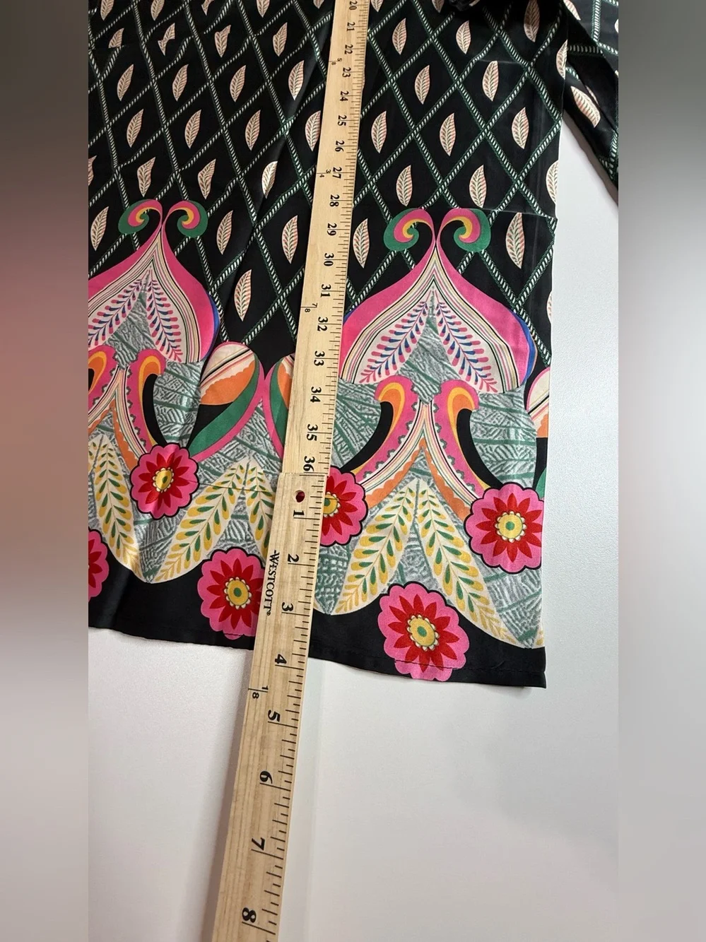 NWT Santorini Two Piece Set with Pink & Green Leaf Motif